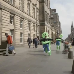 Discount Adult Inflatable Alien Pick-Me-Up Costume Men Funny