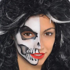 Store Black & White Makeup Kit Makeup