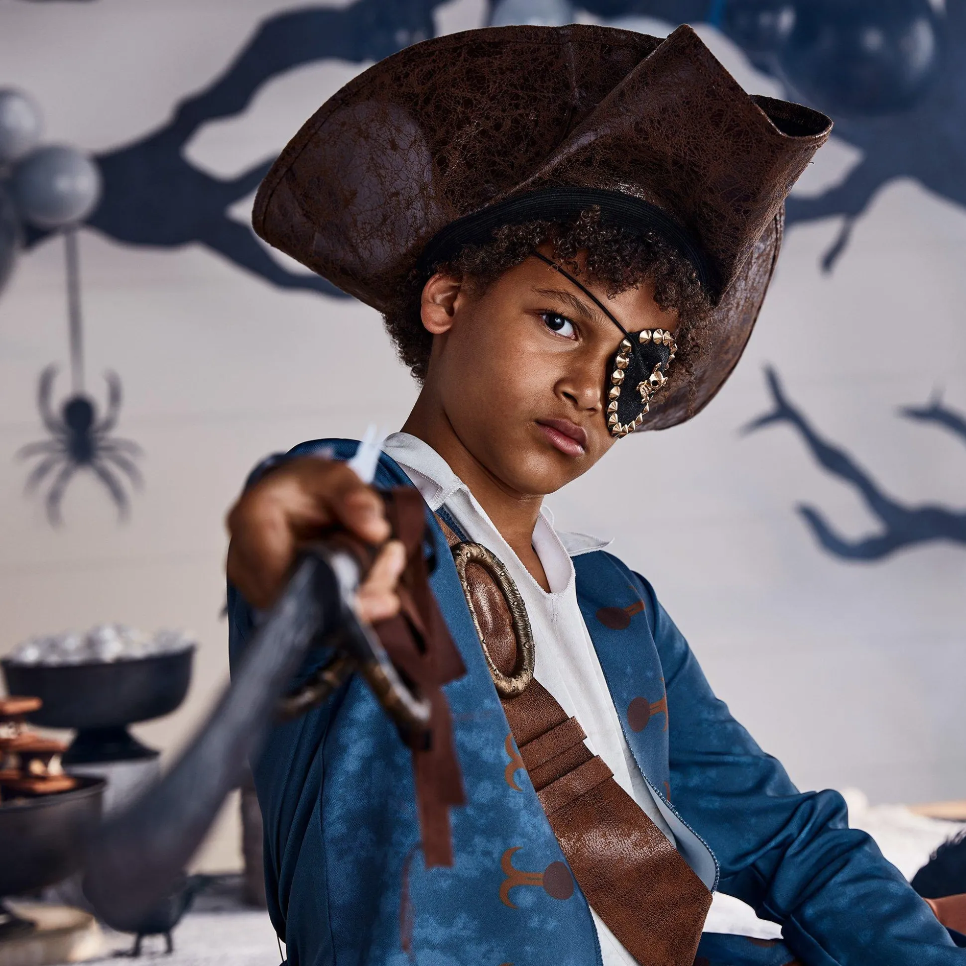 Party City Boys' Shipwrecked Pirate Costume|Boy Pirate
