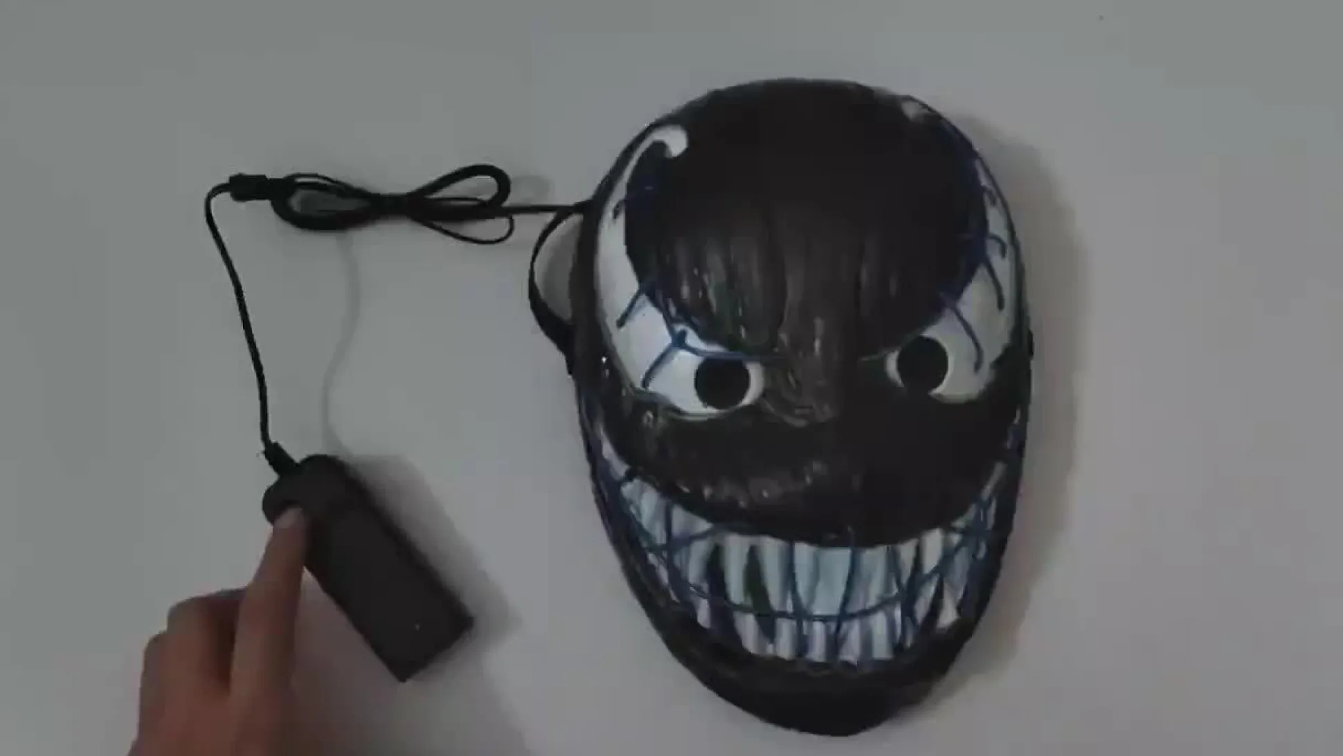 Discount Light-Up Wide Mouth Monster Mask, 16In X 18In Scary