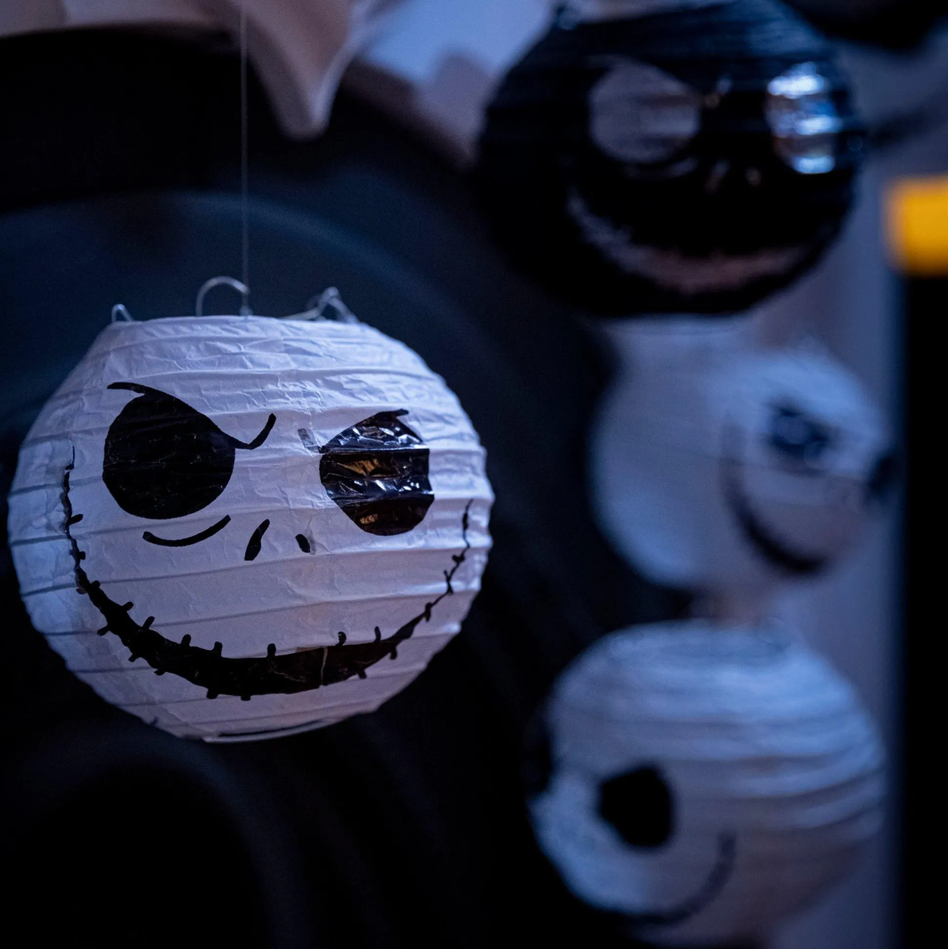 Party City The Nightmare Before Christmas Paper Lanterns 5Ct| Decorations